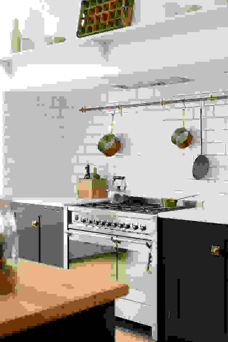 The Arts And Crafts Kent Kitchen By Devol Homify