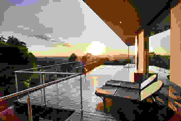 Magnificent views by FRANCOIS MARAIS ARCHITECTS Modern