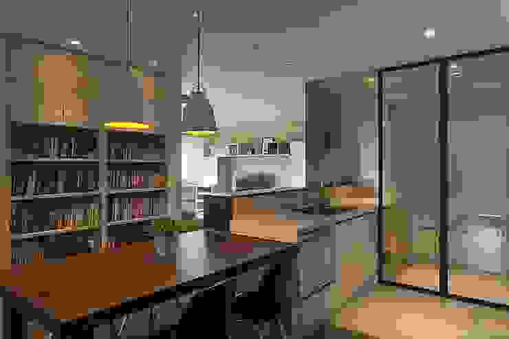 十畝之間, 禾光室內裝修設計 ─ Her Guang Design 禾光室內裝修設計 ─ Her Guang Design Kitchen