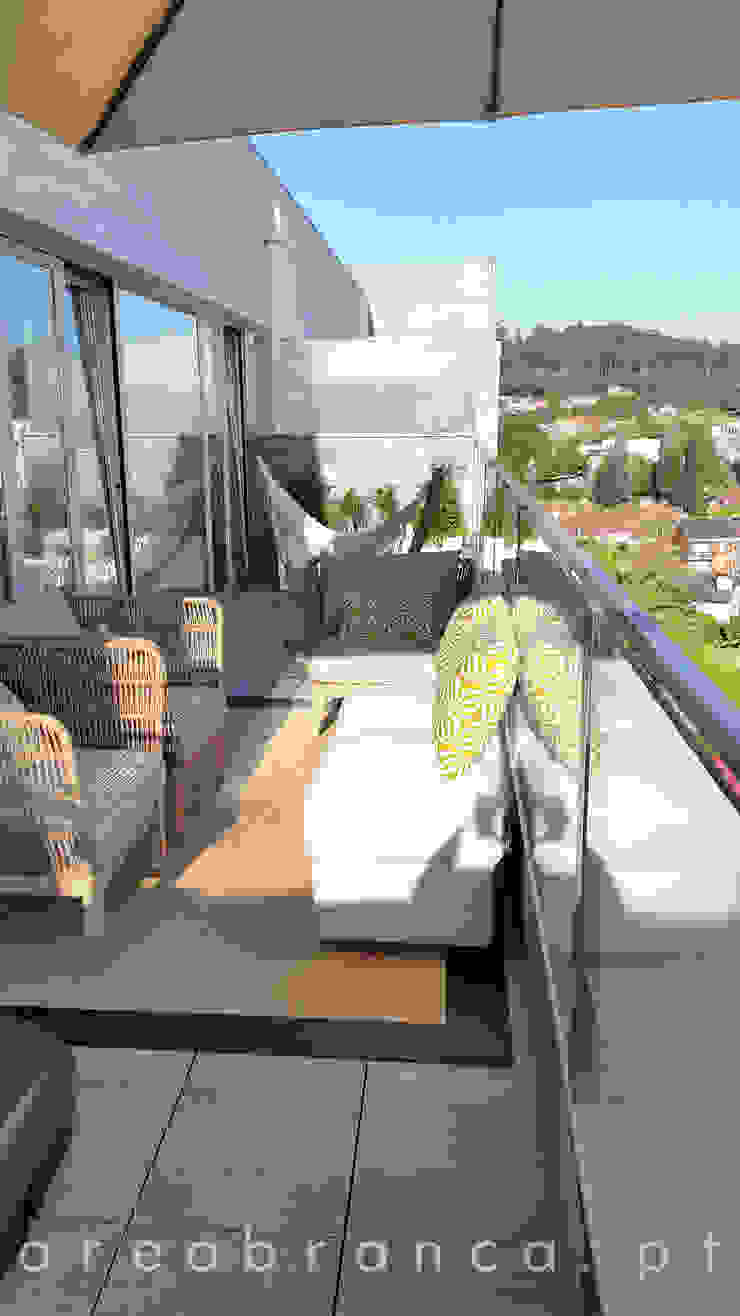 Varanda Varandas, marquises e terraços modernos por Areabranca Moderno