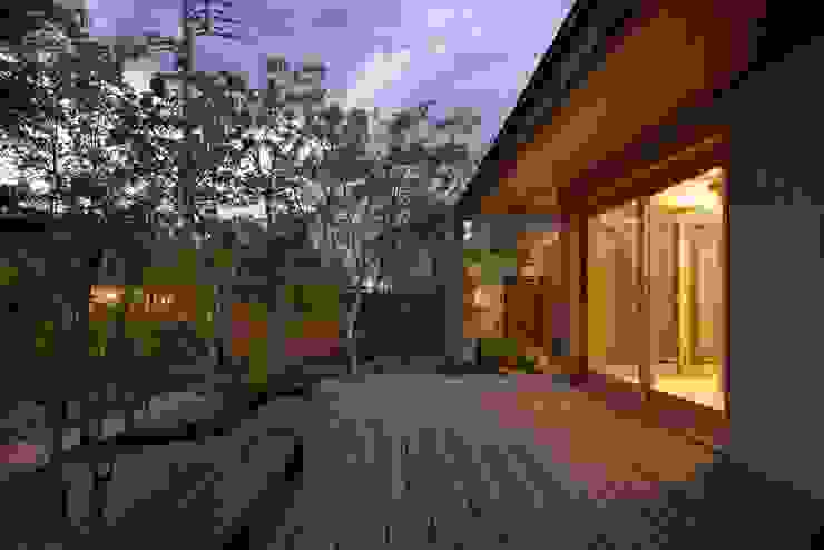 stage Y's 一級建築士事務所 Modern houses Wood White