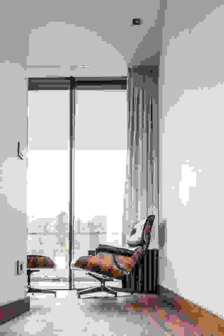 Burckhardt Metall Glas GmbH Finestre & Porte in stile moderno