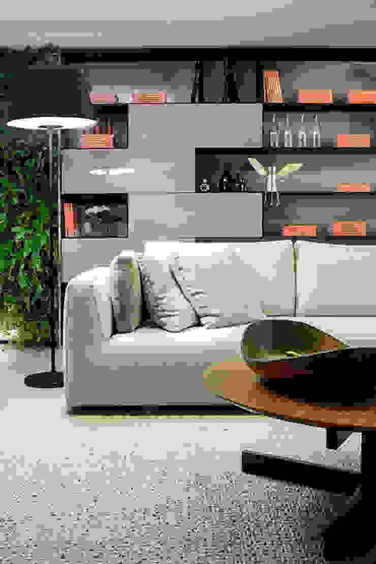 Carpaneda & Nasr Soggiorno moderno