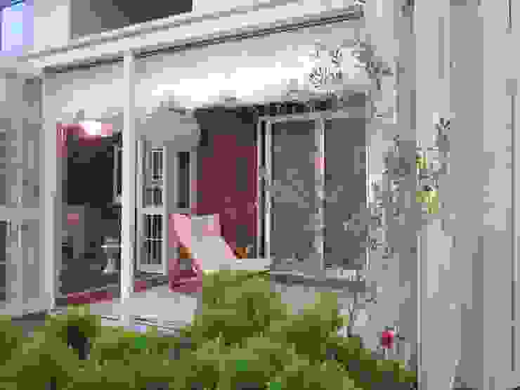 ヴィクトリアン風のガーデンルームが素敵なお庭 エクステリア ガーデンデザイン専門店 エクステリアモミの木 Homify