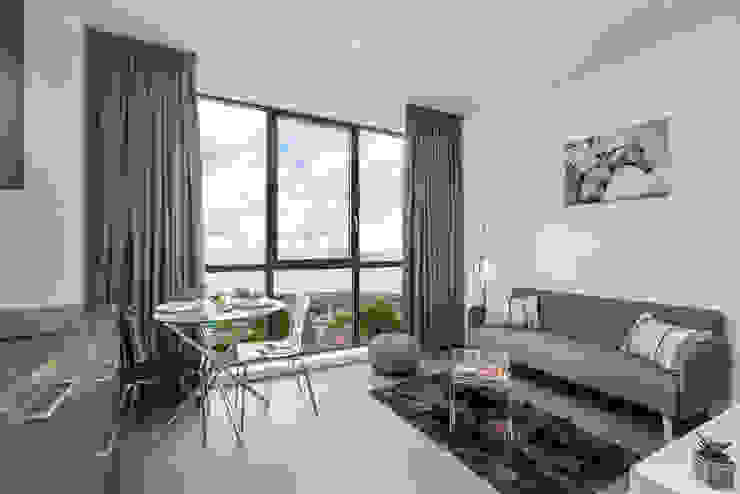 Modern Studio Apartment in London homify Ruang Keluarga Modern White living room,studio,apartment,modern,contemporary