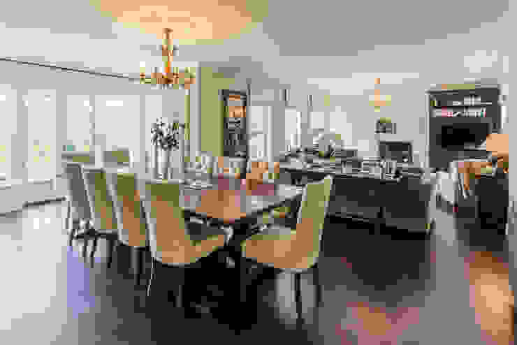 Luxury Finished Family Room homify Classic style living room Brown living room,dining room,luxury,dining table,dark wood