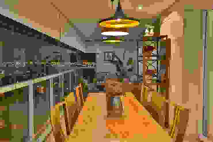 MAJÓ Arquitetura de Interiores Столовая комната в рустикальном стиле