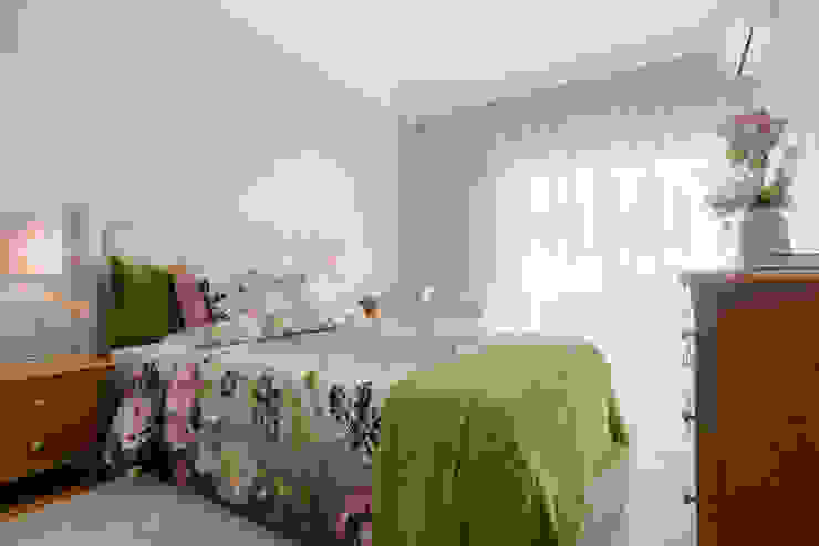 Quarto Stoc Casa Interiores Quartos modernos Cinzento