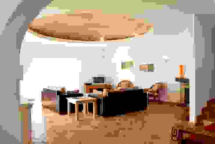 Terracota dome Engel & Voelkers Vilamoura Rustic style living room