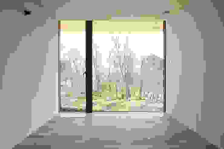 株式会社山崎屋木工製作所 Curationer事業部 Janelas e portas asiáticas