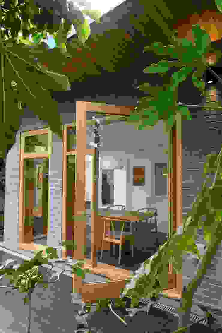 Pivot Door A2studio Modern Windows and Doors Wood pivot door,kitchen door,extension,terrace