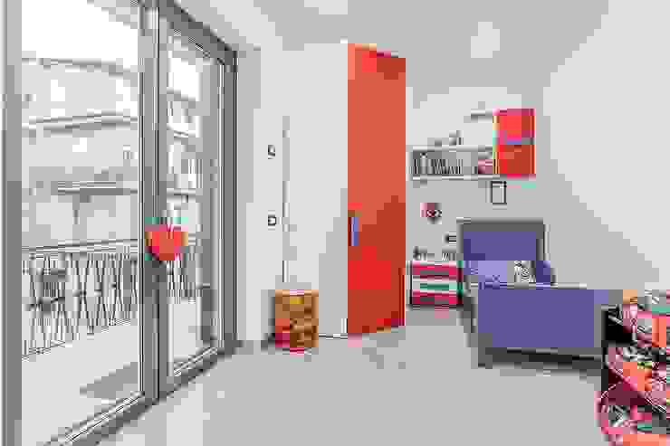Quartos de criança modernos por Facile Ristrutturare Moderno