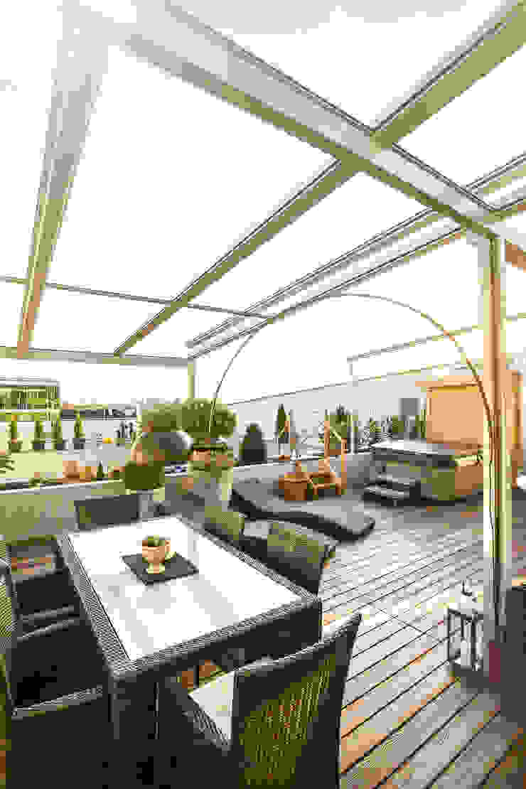 Großflächige Terrassenüberdachung aus Aluminium & Glas | homify