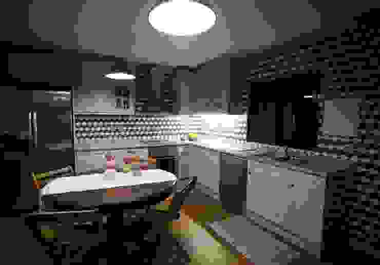 Cosquel, Sociedade de Construções Lda Cocinas de estilo rural