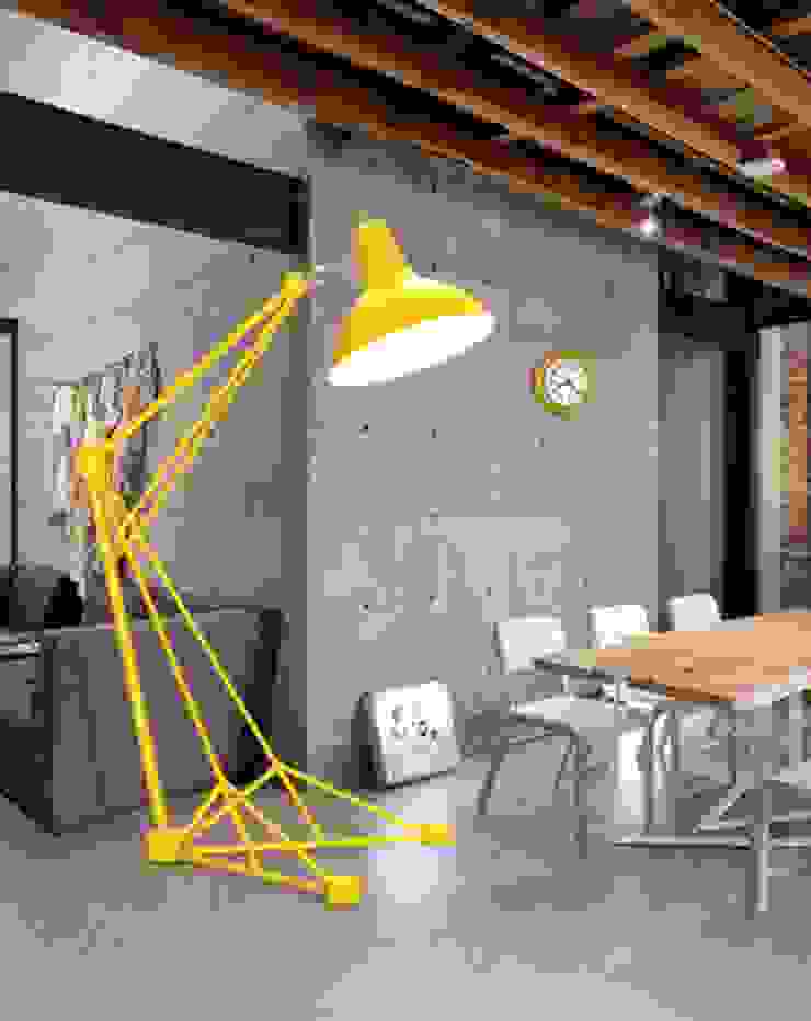 No Place Like Home ® モダンデザインの リビング