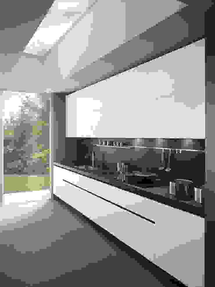 Kitchen Cozinhas modernas por No Place Like Home ® Moderno