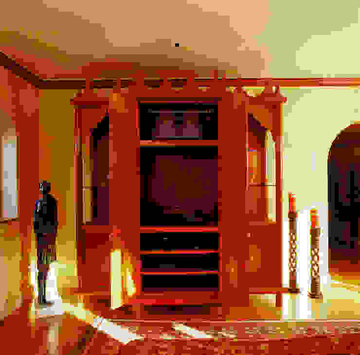 Moroccan Style Hi-fi Cupboard designed and made by Tim Wood Tim Wood Limited Eclectic style media room Wood Furniture