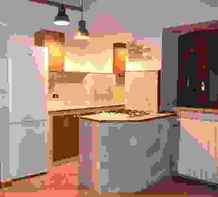 Una "grande" cucina in un piccolo spazio!, T.A. arredo_arredamento su misura T.A. arredo_arredamento su misura Cucina minimalista