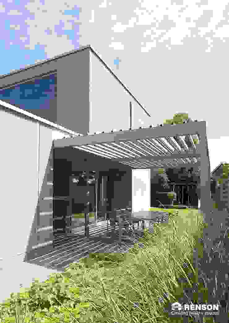 Terrassendach derraumhoch3 Moderner Balkon, Veranda & Terrasse Terrassendach,Renson