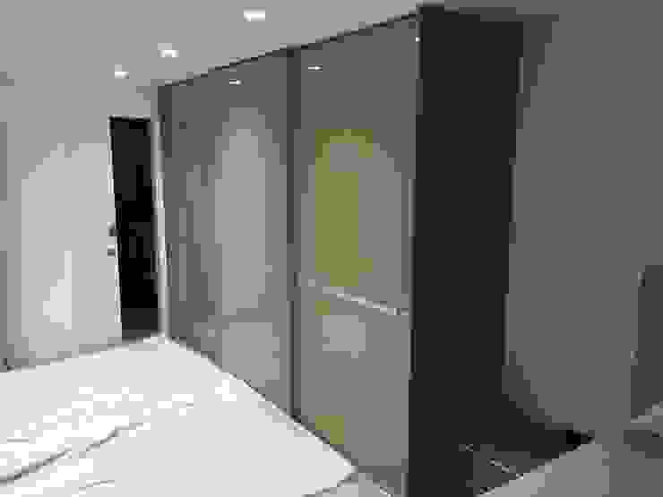 Fitted Sliding Door Wardrobe Minimalist Style Sliding Doors By