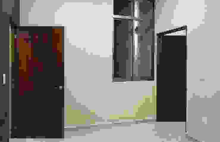 Modern style bedroom by MOVE Arquitectos Modern