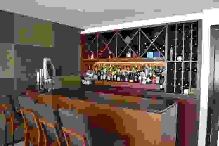 Garage Interiorismo y Diseño Будинки