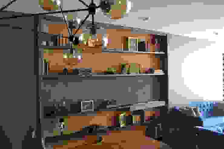 Garage Interiorismo y Diseño Будинки