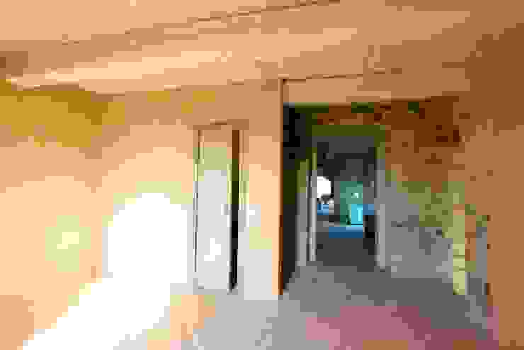 marco carlini architetto Country style corridor, hallway& stairs