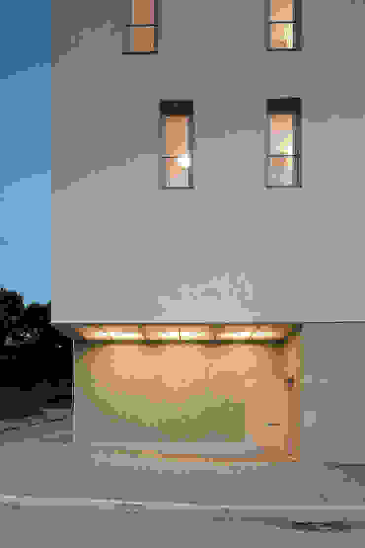 Casa Acreditar Porto Casas modernas por ALA.rquitectos Moderno Azulejo