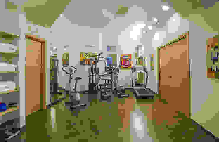 Villa Gioiello, Studio di architettura wirzarchitetti Studio di architettura wirzarchitetti Modern Gym