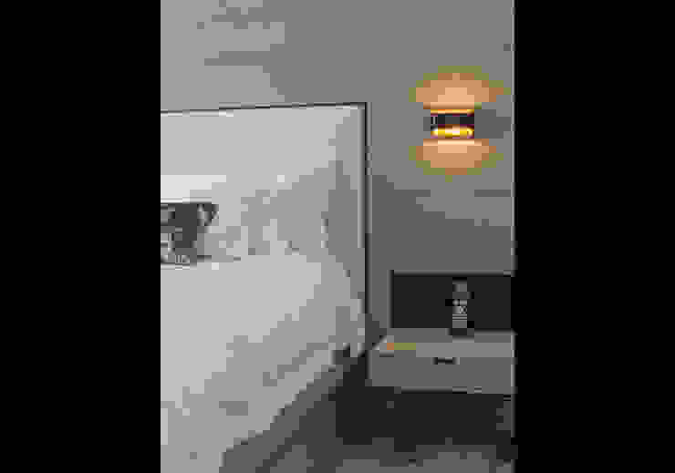 Dormitorios modernos: Ideas, imágenes y decoración de Eisner Design Moderno