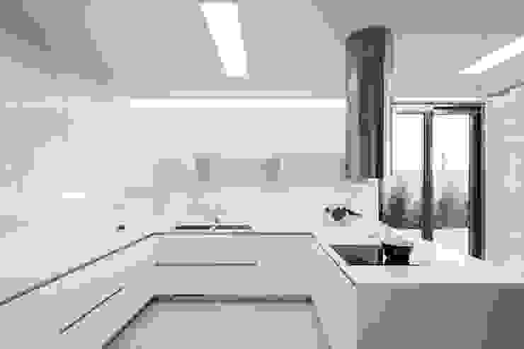 Materiais De Cozinha Um Mundo Para Descobrir Homify O termolaminado é altamente resistente ao calor da cozinha, a impactos e contudo, é preciso ter em atenção a qualidade do termolaminado, uma vez que as variedades mais fracas permitem que a. materiais de cozinha um mundo para