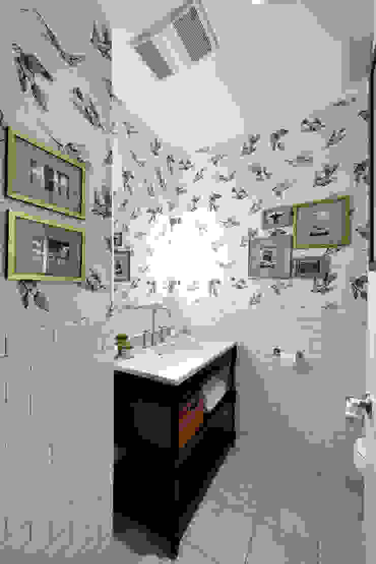 Renovation at 7 Wooster, KBR Design and Build KBR Design and Build Modern Bathroom