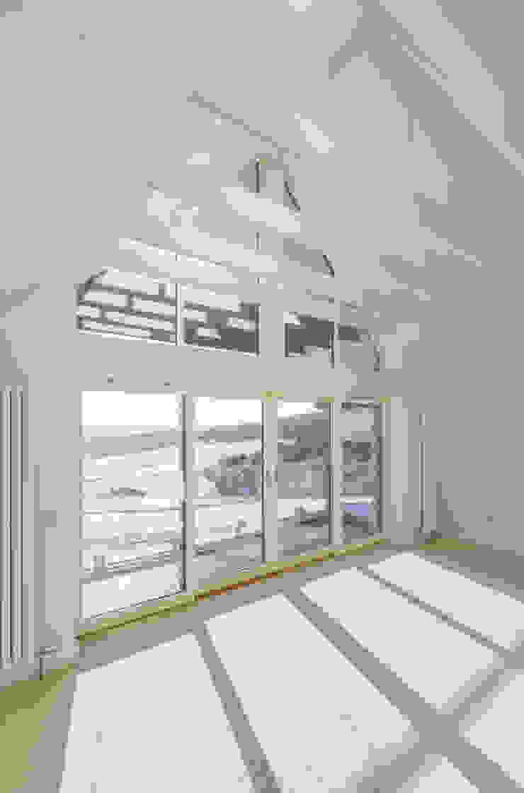 Coldwells, Alford, Aberdeenshire Roundhouse Architecture Ltd Modern style bedroom