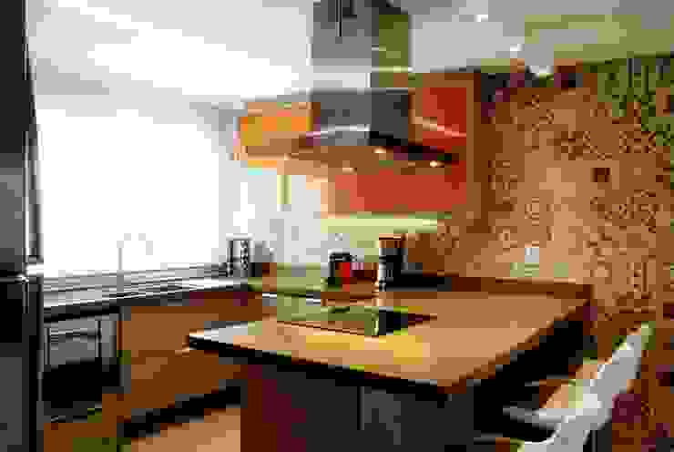 homify Modern kitchen