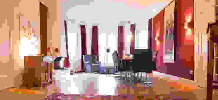 Essbereich Carola Augustin Innenarchitektur Klassische Esszimmer Rot Essbereich,Wohnbereich,Esszimmer,Wohnzimmer,Esstisch,Essstuhl,Beleuchtung,Rot,Raumhöhe,Vorhänge,Parkett