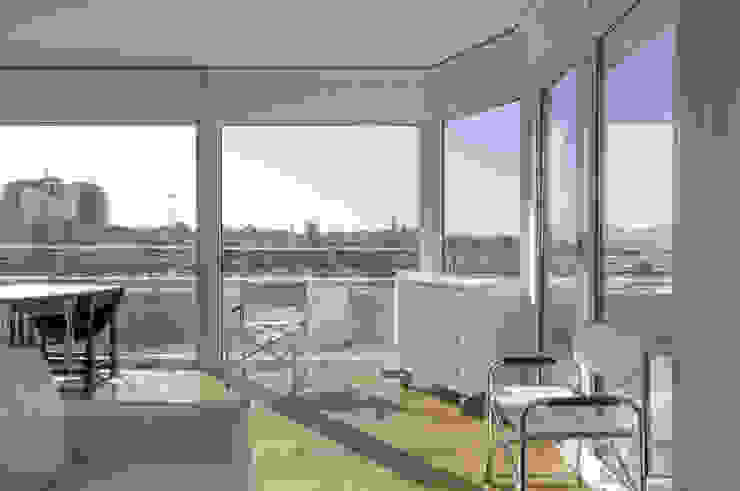 Appartamento Privato, Officina29_ARCHITETTI Officina29_ARCHITETTI Soggiorno moderno Bianco