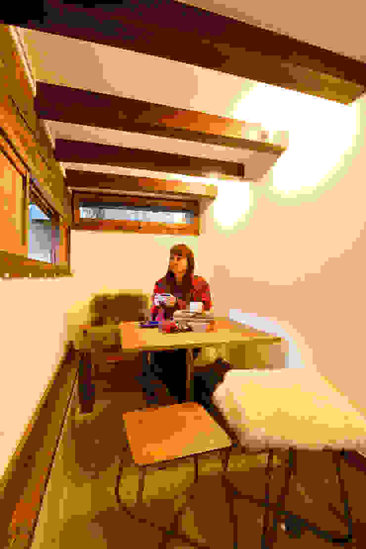 株式会社SHOEI Eclectic style dining room
