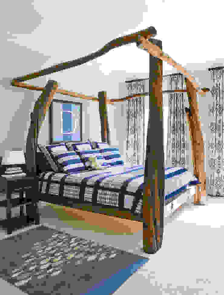 Next Generation - Boys Room Lorna Gross Interior Design Classic style bedroom Blue blue,fish,canopy bed,custom bed,boys room,custom treatments,ikat,sophisticated,fun,plaid,high end