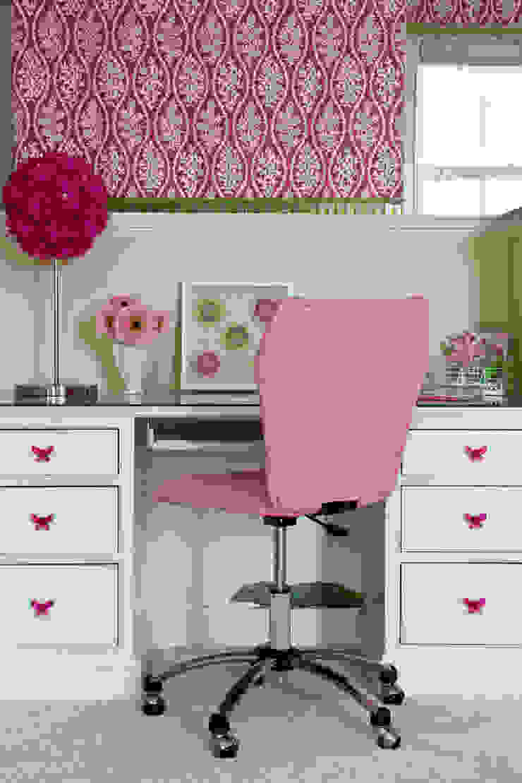 Next Generation - Girl's Desk Lorna Gross Interior Design Classic style bedroom Pink