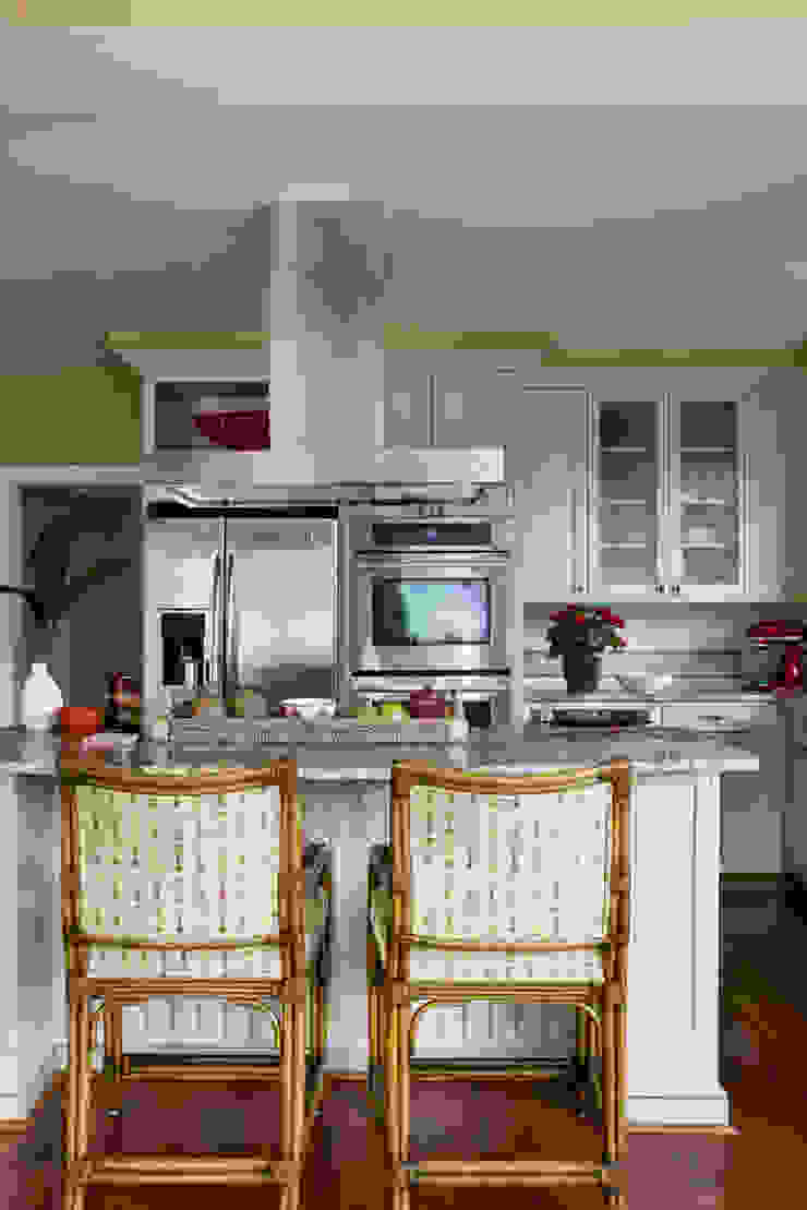 Caribbean Dream - Kitchen Lorna Gross Interior Design Kitchen