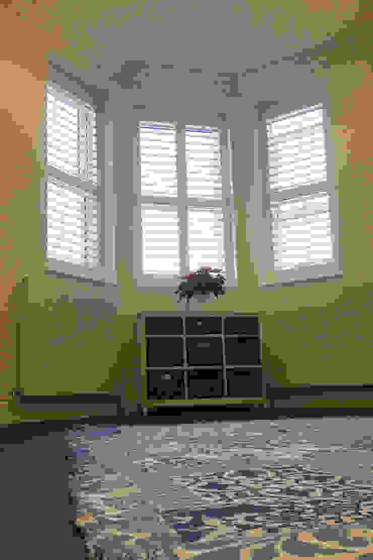 Bedroom Shutters Von Plantation Shutters Ltd Homify