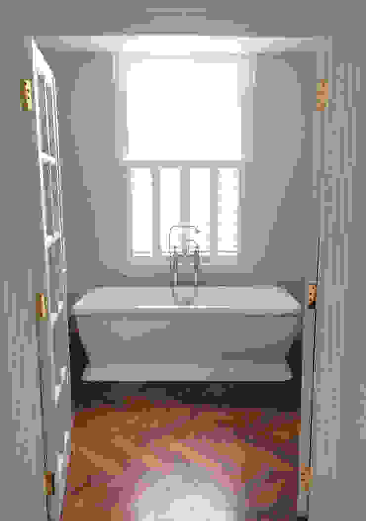 Bathroom Shutters Von Plantation Shutters Ltd Homify