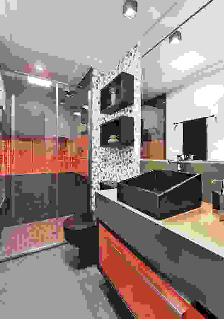 Apto em Santo André Espaço Alessandra Luz Casa & Jardim Banheiros ecléticos