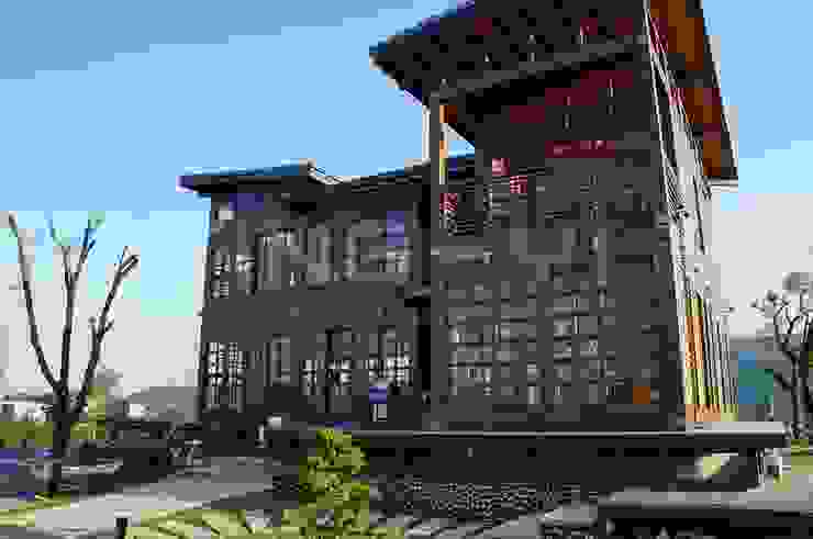 【木建築】宜蘭三星鄉│江宅│獨棟別墅│建坪100坪 根據 閮檍設計 Ting Yi Design 古典風 實木 Multicolored