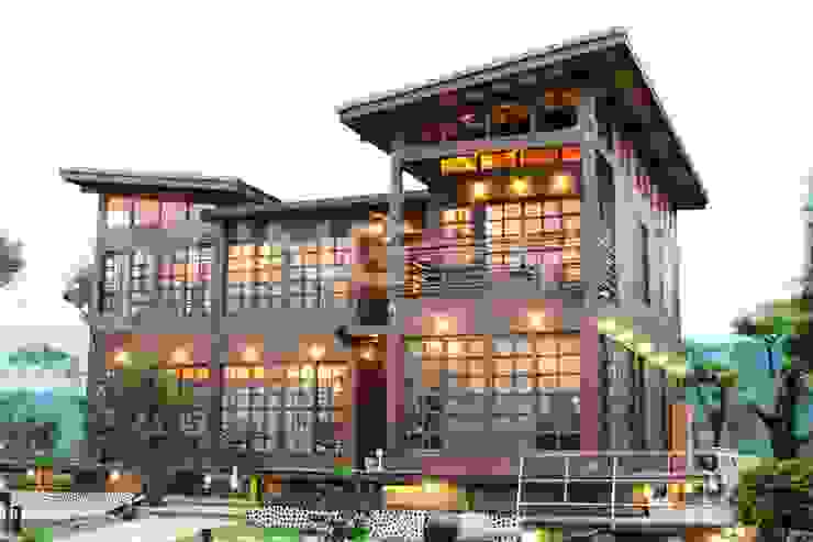 【木建築】宜蘭三星鄉│江宅│獨棟別墅│建坪100坪 根據 閮檍設計 Ting Yi Design 古典風 實木 Multicolored