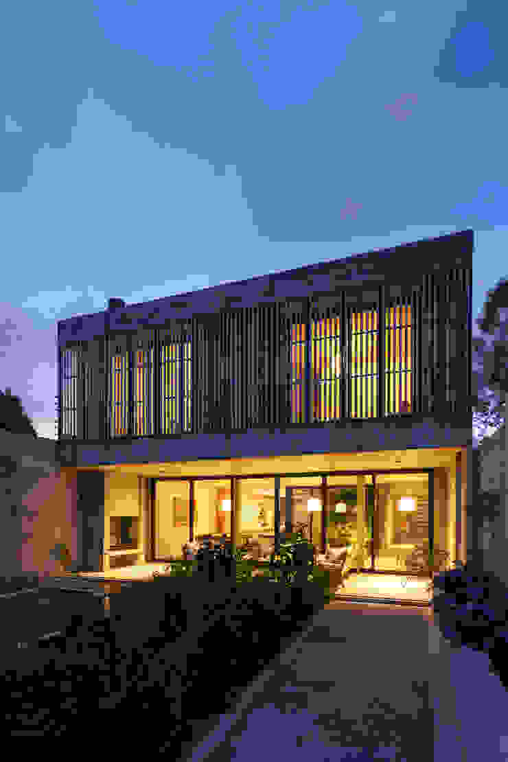 BAM! arquitectura Modern houses Concrete Grey