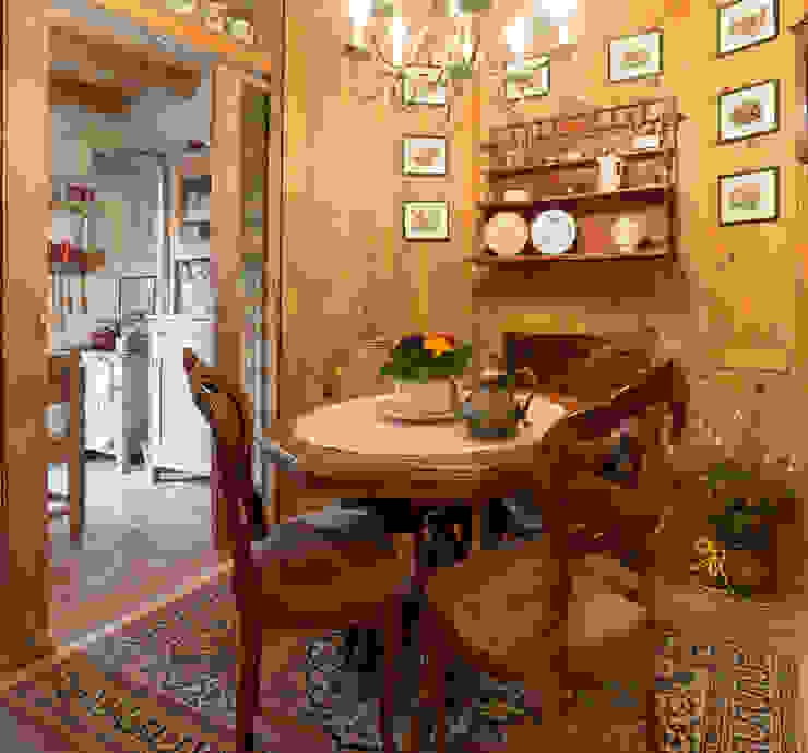 Baita L'Antica s.a.s. Moderne Esszimmer
