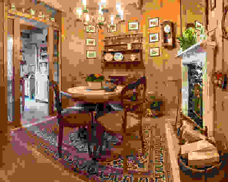 Baita L'Antica s.a.s. Moderne Esszimmer