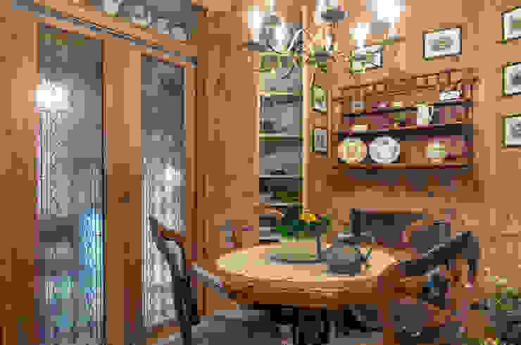 Baita L'Antica s.a.s. Moderne Esszimmer